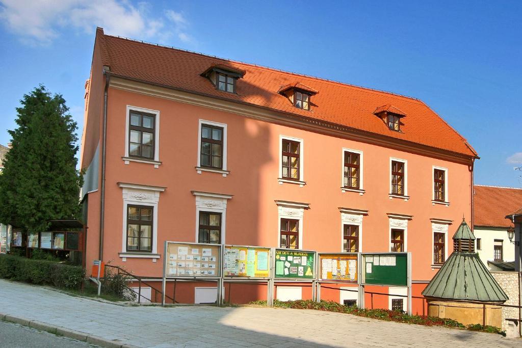 Vivaldi Apartments Mikulov Exterior foto